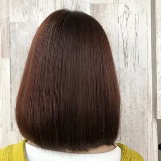 ミディアム 山田 七菜のヘアスタイル
