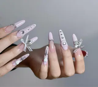 ネイル D-BEAUTY Nailsalonのネイルデザイン