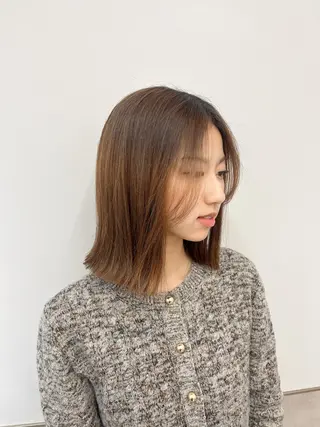 ミディアム 中野 茉莉のヘアスタイル