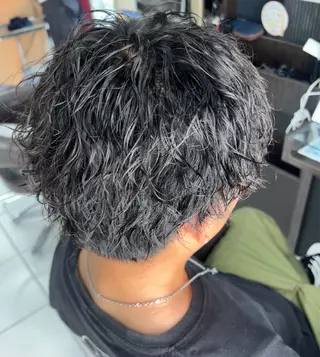 メンズ 🖤デザインカラー❤ kana🖤のヘアスタイル