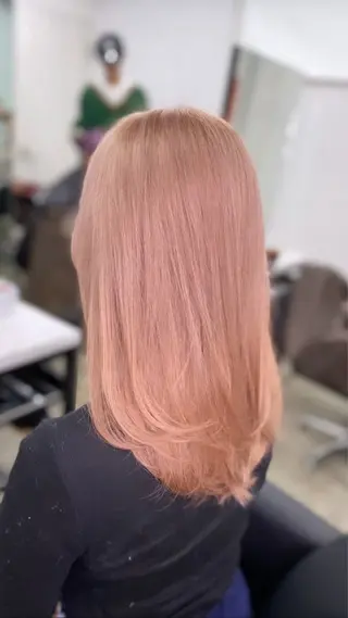 ロング TACE新宿所属・おさない りくのヘアスタイル