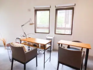 ネイル スペルオン ネイルズ【SAHO】のネイルデザイン