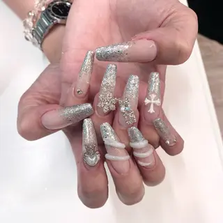 ネイル Kira-ra所属・Kira-ra💎 KIRARIのネイルデザイン