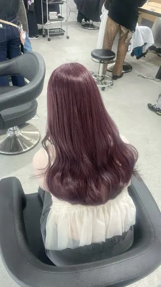 ロング カラー 透けるやわらか艶髪♡ ナチュラルストレートのヘアスタイル