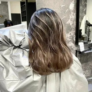 ミディアム カラー ヘアアレンジ アンドウ ユウ/ レイヤーカット/韓国のヘアスタイル