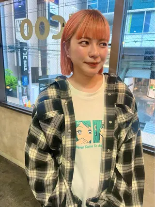 ショート ハイトーンカラー🍑 心斎橋のヘアスタイル
