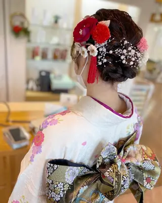 ヘアアレンジ 荒木 ひろかのヘアスタイル