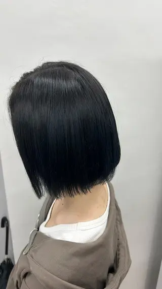 ショート カラー 池袋🫧mio🫧 透明感ワンカラー🫧のヘアスタイル