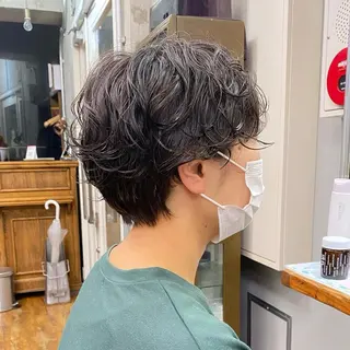 ショート パーマ つかもと みことのヘアスタイル