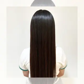 ロング IwAsh中山駅店所属・【ツヤ髪特化】 Santaのヘアスタイル