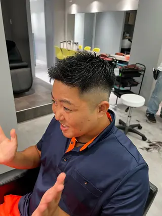 メンズ R/🤎 パーマ&ブリーチ🔥のヘアスタイル