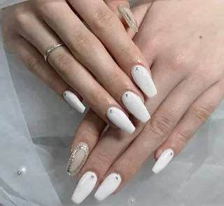 ネイル LAVISH nanamiのネイルデザイン