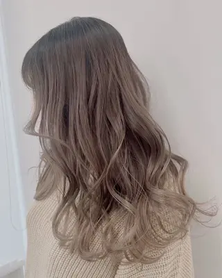 ロング ヘアアレンジ little  kasukabe所属・૭ 艶髪透明感૭ヘア カラーＡＭＩ🫧のヘアスタイル