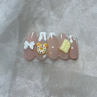 ネイル 🐝TOMO🎀ིྀ 【パラジェル取扱店】のネイルデザイン