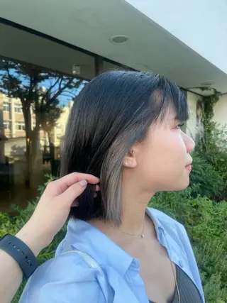 ショート ROZA germe所属・SHIO / ハイトーンカラーのヘアスタイル