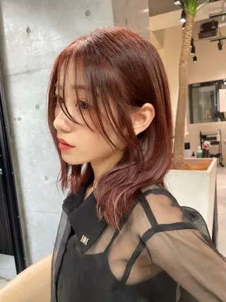 セミロング karin ボブハイトーンのヘアスタイル