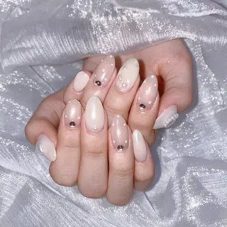 ネイル Annailsalon所属・E miのネイルデザイン