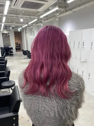 セミロング カラー noa 寒色系カラーブリーチのヘアスタイル