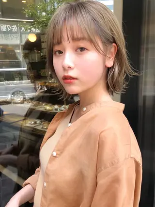 ミディアム カラー 結べるレイヤーボブ くびれLady表参道のヘアスタイル