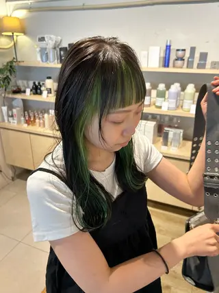 ミディアム カラー aina ⠀ ⠀ ⠀のヘアスタイル