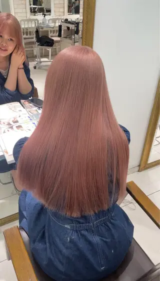 ロング 🩶ブリーチ/ レイヤー🩶フミカのヘアスタイル