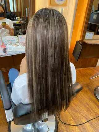 カラー Carrefour OHANA　ayuのヘアスタイル