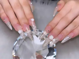 ネイル RE:Bonn所属・salon re:bonnのネイルデザイン