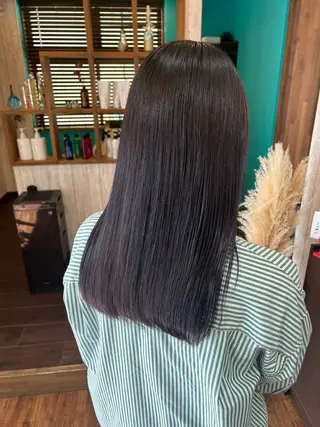セミロング カラー 早坂 さくらのヘアスタイル