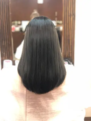 セミロング カラー 加藤 瑠美のヘアスタイル