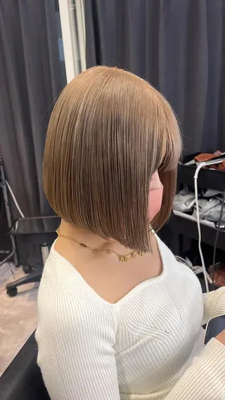 ミディアム カラー mimiiy梅田 中崎町ハイトーンのヘアスタイル