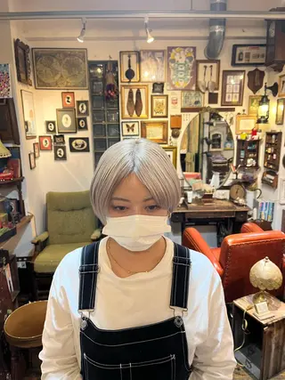 ショート カラー 抜け感ショート パーマ/緒方椋のヘアスタイル