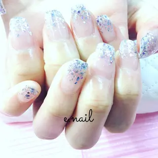 ネイル e.nail所属・和賀井 恵理のネイルデザイン
