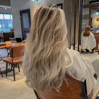 セミロング カラー 海外デザイン🇺🇸 石渡諒太のヘアスタイル