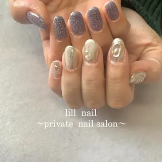 ミディアム pllia beautyのネイルデザイン