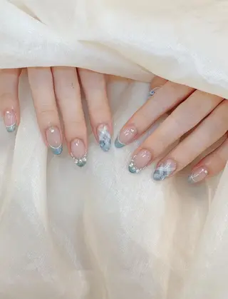 ネイル RAFFINE haru🦋🩵のネイルデザイン