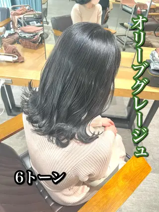 セミロング カラー 艶髪カラー 渡辺岳也のヘアスタイル