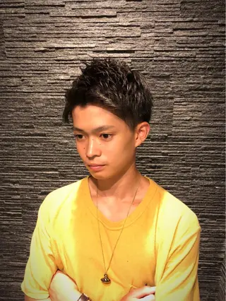 ショート パーマ メンズ 【24時まで営業✨】 吉本 成樹のヘアスタイル