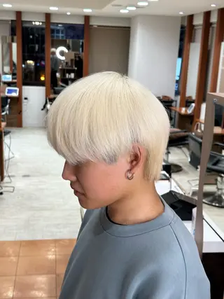 ショート カラー ヘアアレンジ メンズ MONIQA所属・🐲RYUKI メンズブリーチのヘアスタイル