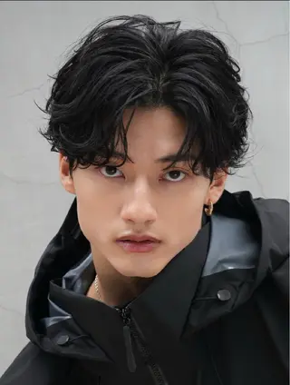 ミディアム カラー パーマ メンズ 夏果⭐︎fifth 天神 海外風パーマのヘアスタイル