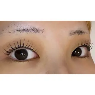 マツエク・マツパ CHERIE luLu.所属・🖤 moe 🖤のマツエク・マツパデザイン