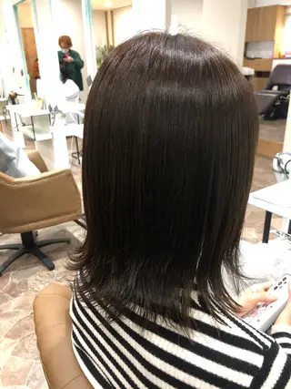 ミディアム きらく あやののヘアスタイル