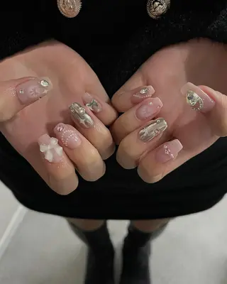 ネイル ネイルズシャトン🪡 ネイリスト齊藤のネイルデザイン