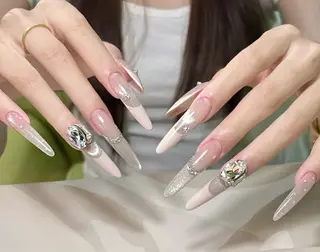 ネイル D-BEAUTY Nailsalonのネイルデザイン