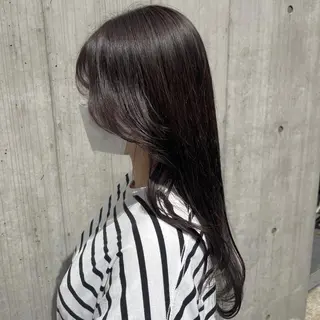 ロング カラー ナミ🩶暗髪/暖色 ❤️/透明感/縮毛のヘアスタイル