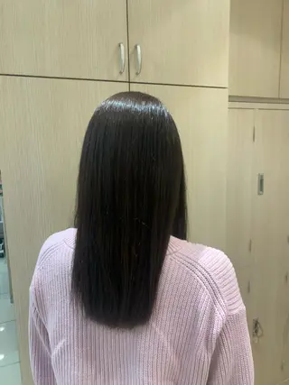 ロング カラー 山田 桃華のヘアスタイル