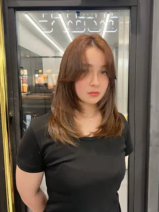 セミロング カラー レイヤー/艶カラー /韓国ヘア/高松のヘアスタイル