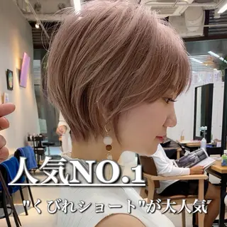 ショート カラー laff 新宿所属・ボブ/ケアパーマ/ レイヤー/縮毛矯正のヘアスタイル