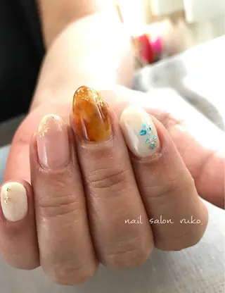 ミディアム ネイル pang akiのマツエク・マツパデザイン