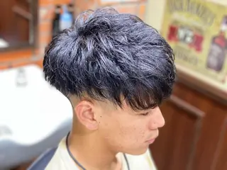 ミディアム メンズ HIRO GINZA 池袋東口店所属・林田 龍明のヘアスタイル