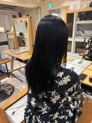 セミロング 山口 菜々実のヘアスタイル